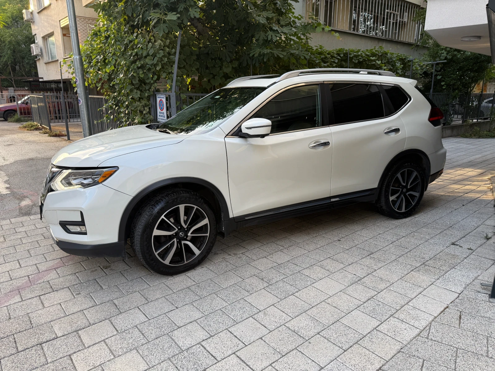 Nissan Rogue 2.5 SL facelift LPG, снимка 2 - Автомобили и джипове - 56215479