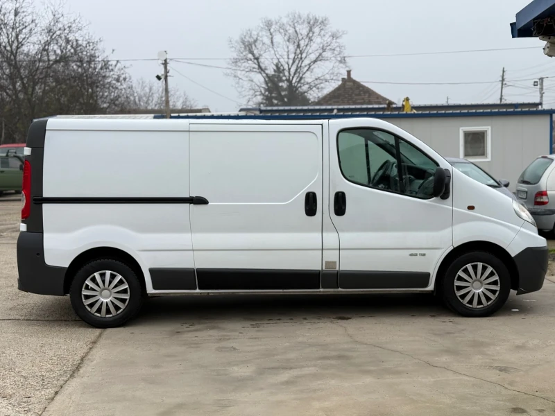 Renault Trafic * Климатик* , снимка 2 - Бусове и автобуси - 52813579