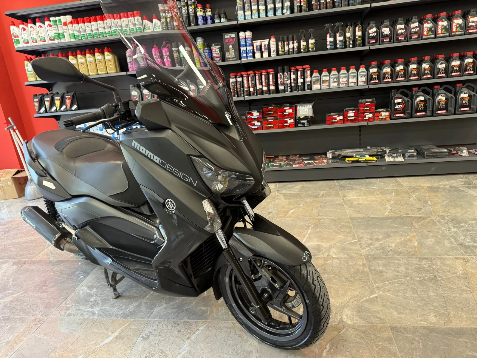 Yamaha X-max 250 AKRAPOVIC MOMO DESIGN - изображение 2