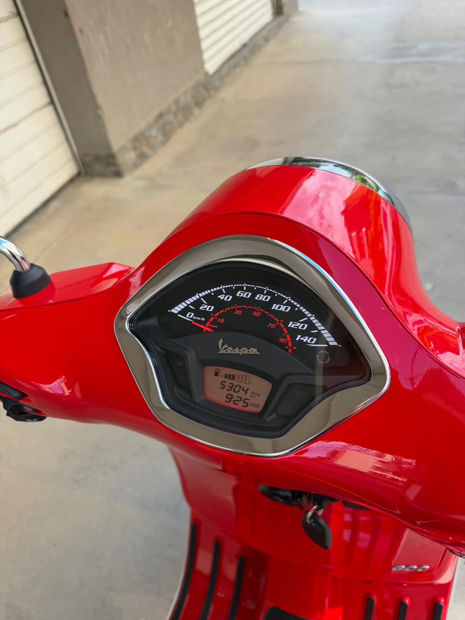 Vespa GTS 300, снимка 6 - Мотоциклети и мототехника - 55069667
