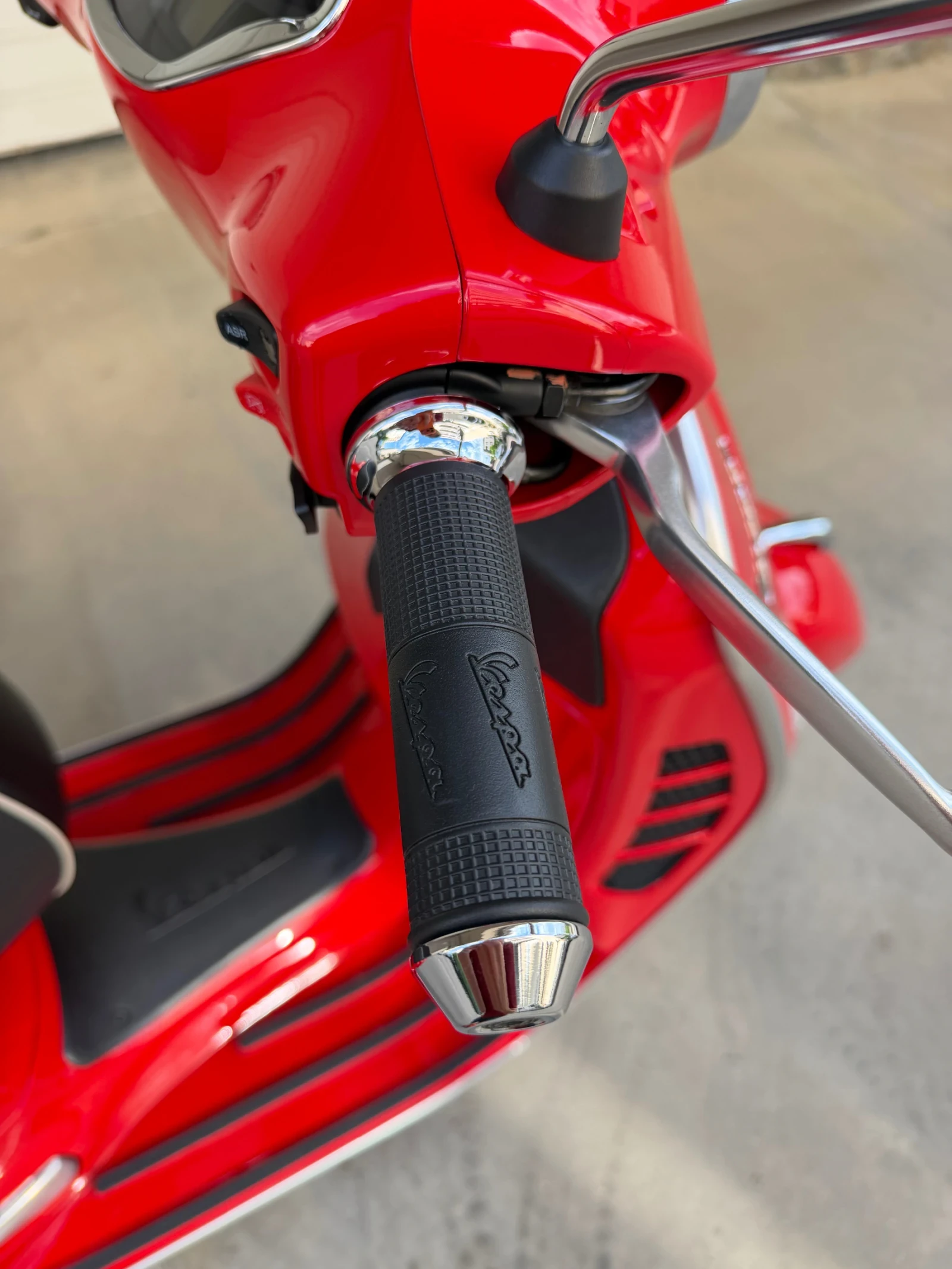 Vespa GTS 300, снимка 10 - Мотоциклети и мототехника - 55069667
