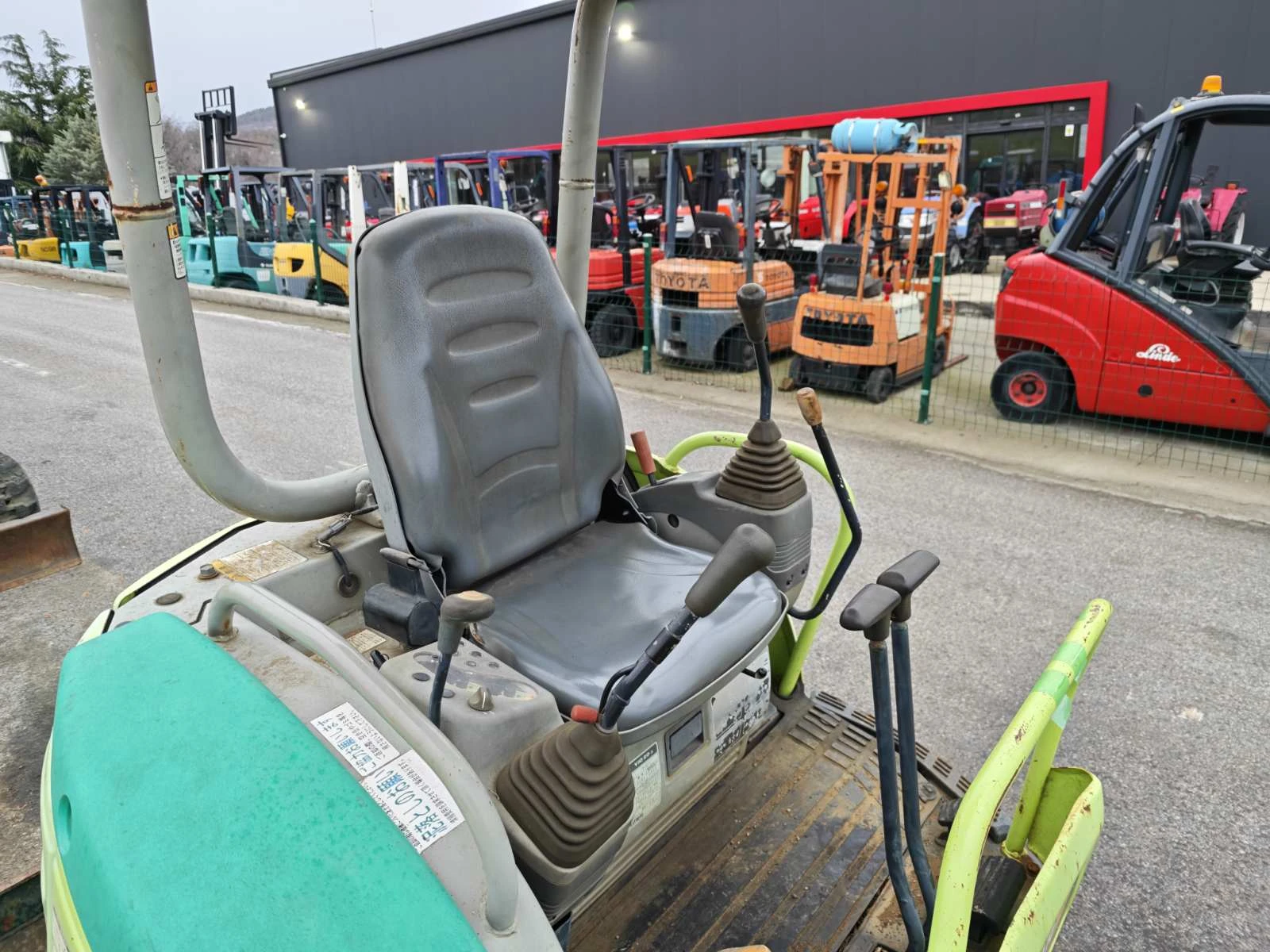 ����� Yanmar  ��� ���� 2.1ton | Mobile.bg � ����������� 11