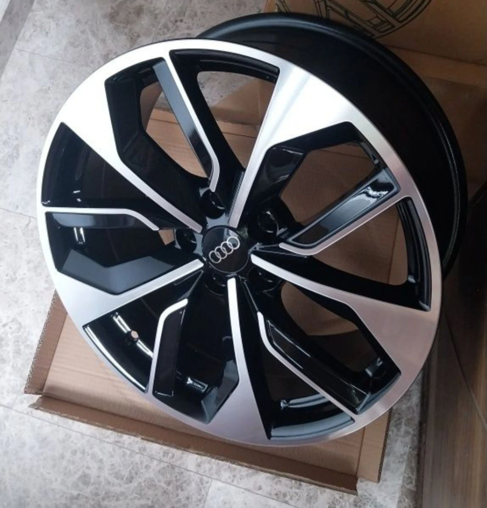 ������ �� Audi | Mobile.bg � ����������� 4