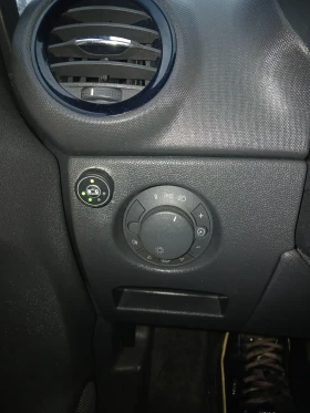 Opel Corsa 1, 2 LPG, снимка 12