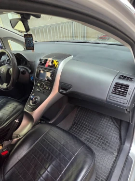 Toyota Auris Хибрид, снимка 8
