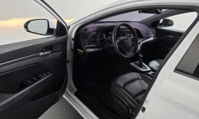 Hyundai Elantra Подгрев\Start Stop\Реални километри, снимка 10