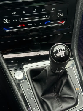 VW Golf 7.5 R-Line | Панорама | Keyless | LED |  - 13000 € / 25425.79 лв. - 66674258 10