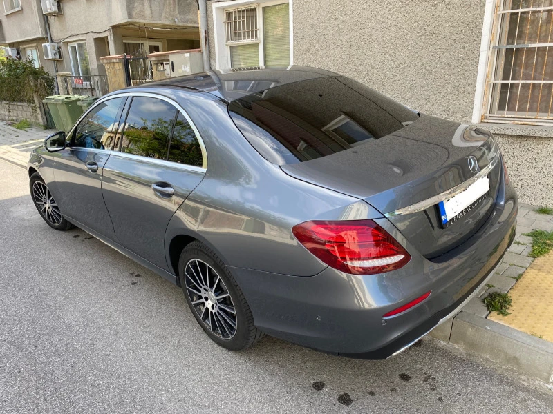 Mercedes-Benz E 220 Eklas, снимка 2 - Автомобили и джипове - 46528115