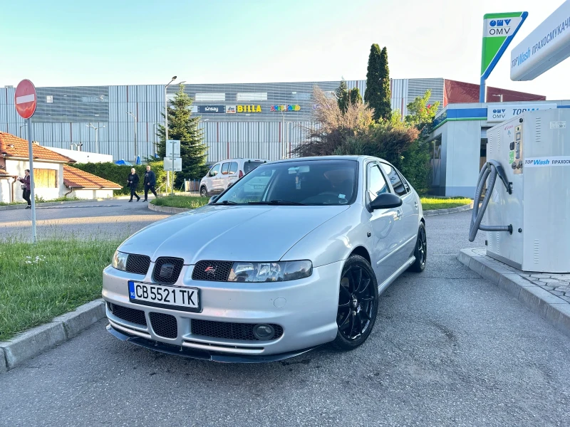 Seat Leon 1.8Турбо, снимка 2 - Автомобили и джипове - 47498499