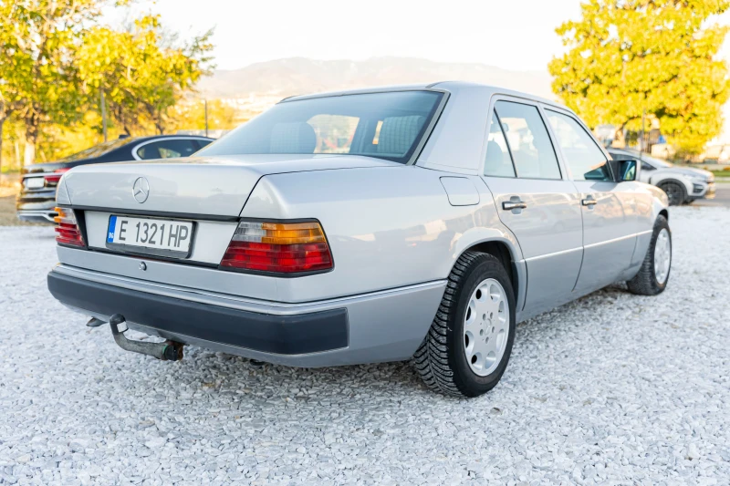 Mercedes-Benz 124 2.5 дизел, снимка 7 - Автомобили и джипове - 47617642