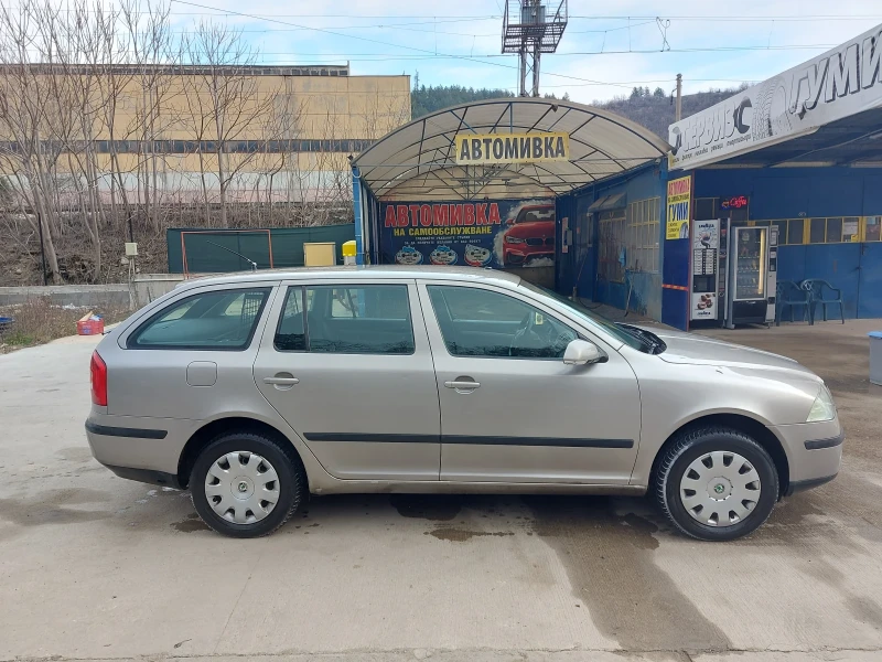 Skoda Octavia, снимка 3 - Автомобили и джипове - 47706514