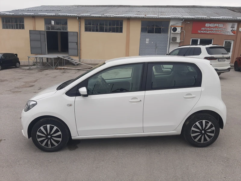 VW Up 1.0mpi, снимка 2 - Автомобили и джипове - 49511794