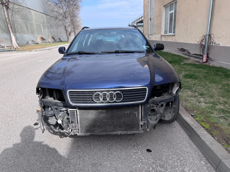 Audi A4 1.8T quattro, снимка 1 - Автомобили и джипове - 49596905