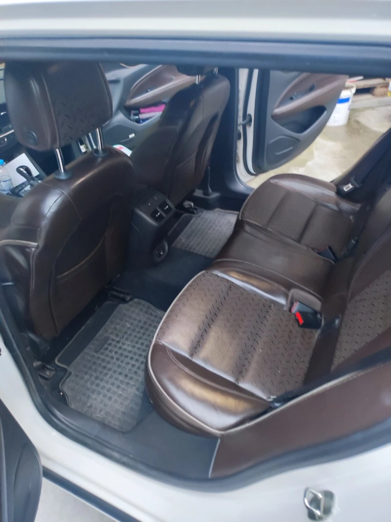 Opel Insignia, снимка 6 - Автомобили и джипове - 51917176