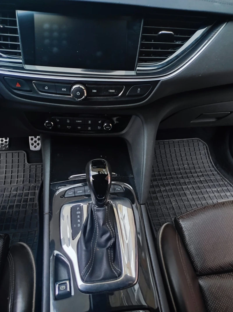 Opel Insignia, снимка 12 - Автомобили и джипове - 51917176