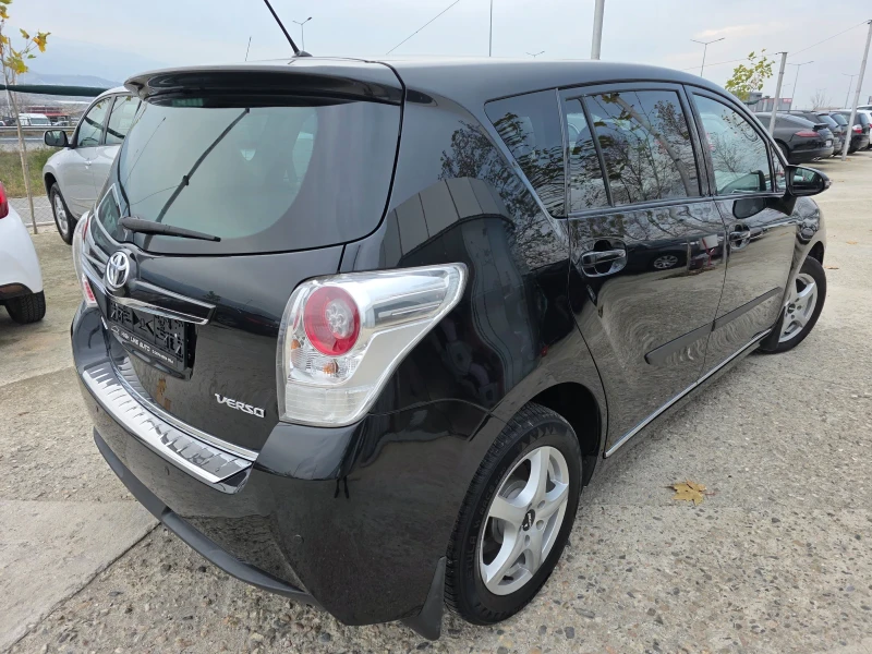 Toyota Verso 2.0 D4D FaceLift Handsfree Тмпомат Парктроник, снимка 3 - Автомобили и джипове - 52805006