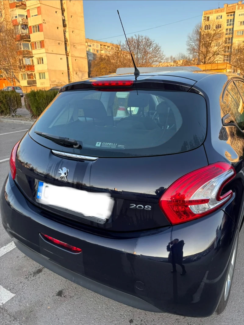 Peugeot 208 1.2 бензин, снимка 2 - Автомобили и джипове - 52828641
