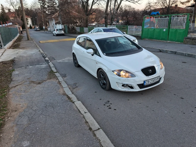 Seat Leon 1.4 i, снимка 3 - Автомобили и джипове - 52892879