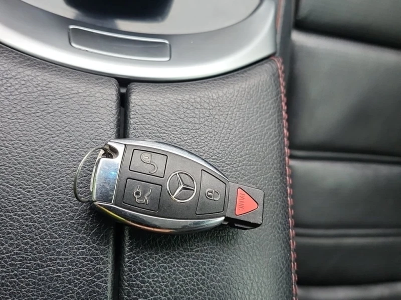 Mercedes-Benz C 43 AMG  CARFAX * ФИНАНСИРАНЕ, снимка 8 - Автомобили и джипове - 53013945