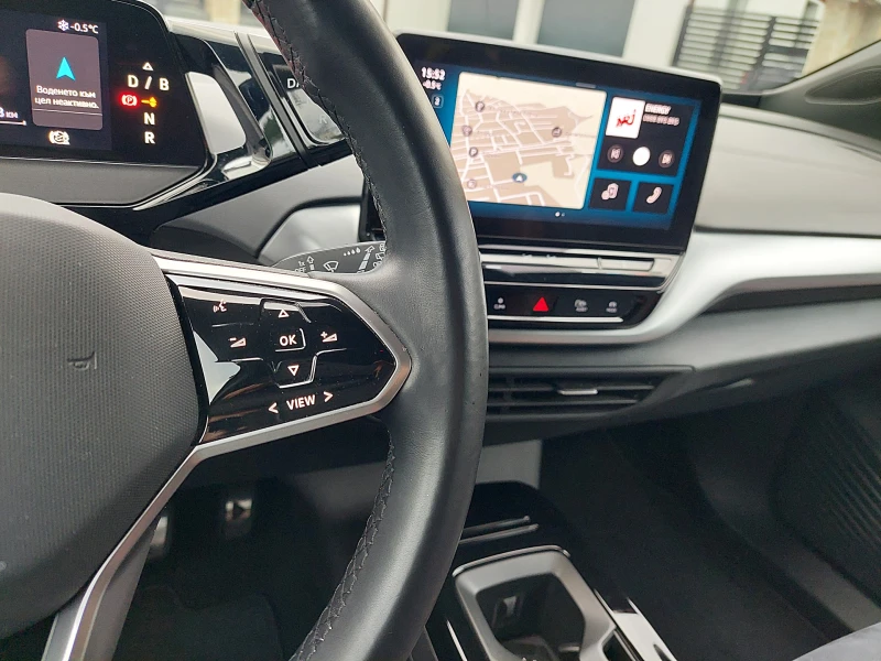 VW ID.4 Pro 82kW/h 1st edition, снимка 16 - Автомобили и джипове - 53135983