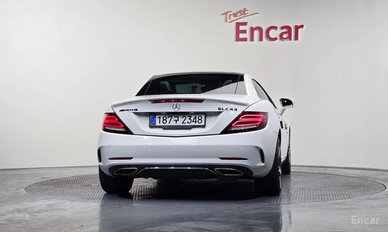 Mercedes-Benz SLC, снимка 4 - Автомобили и джипове - 53424108