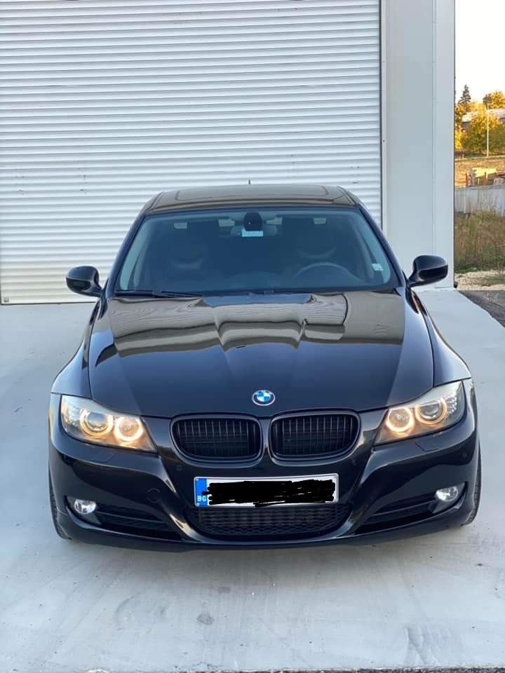 BMW 320 Facelift, снимка 4 - Автомобили и джипове - 45846633