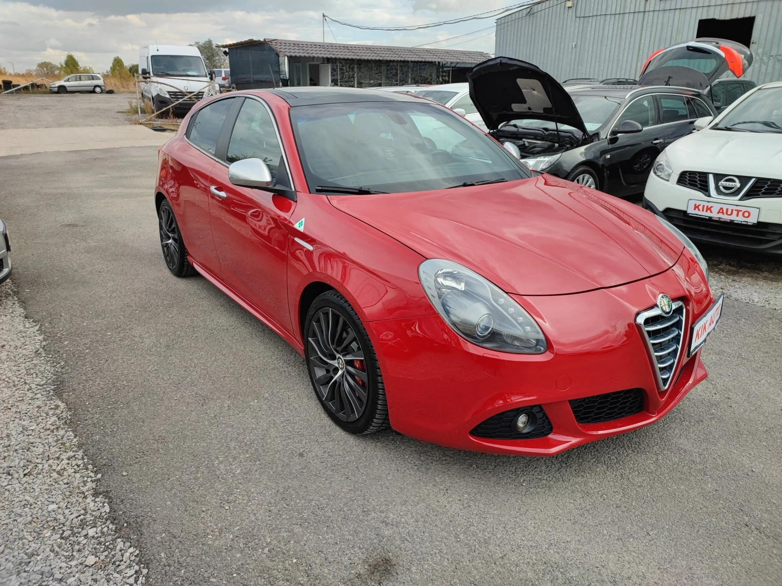 Alfa Romeo Giulietta 1750QV-235ks-6sk-ПАНОРАМА-ШИБЕДАХ-КОЖА-НАВИГАЦИЯ - изображение 3