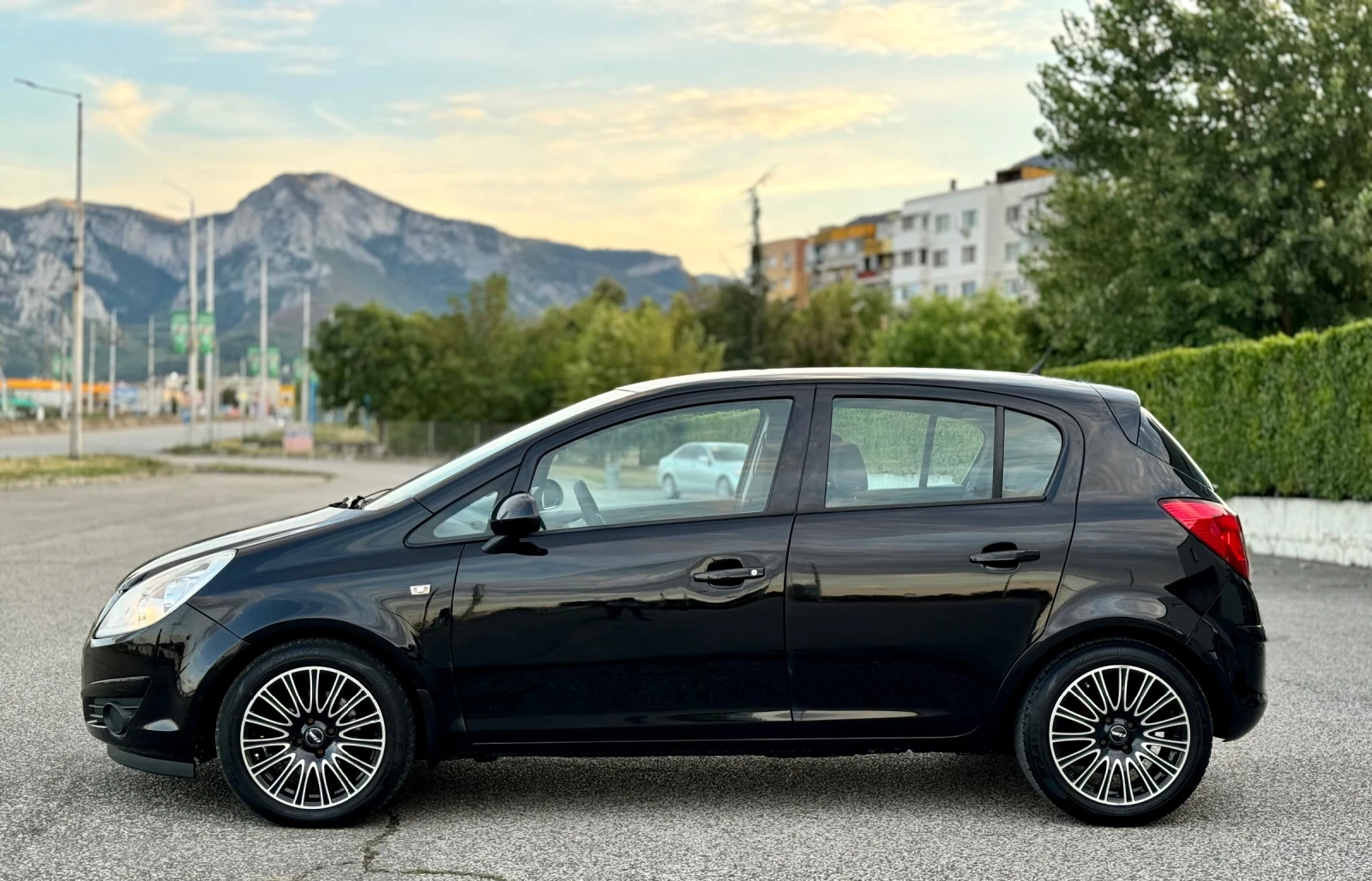 Opel Corsa 1.3CDTi~90hp~6скорости! - изображение 8