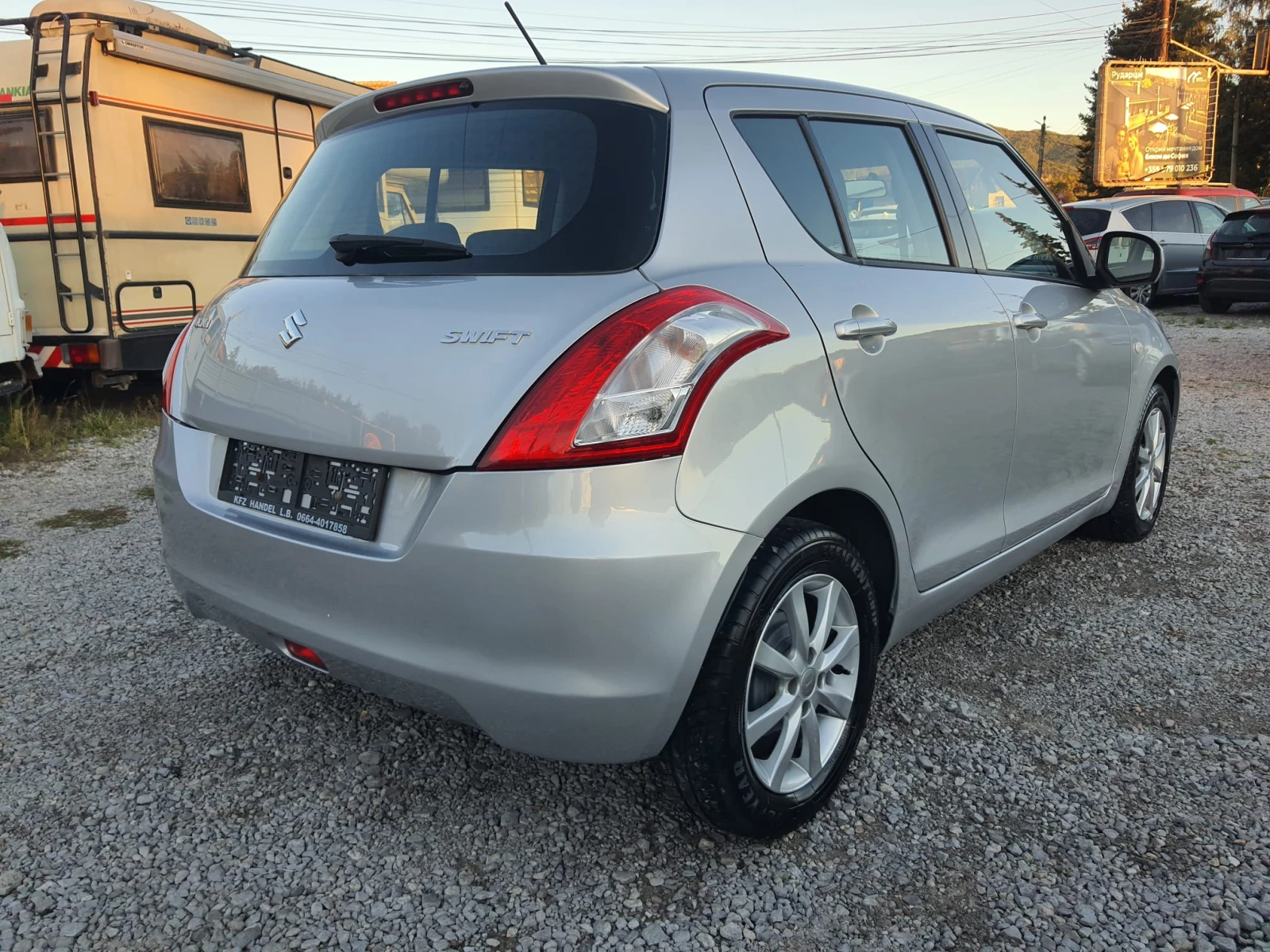 Suzuki Swift  - изображение 4