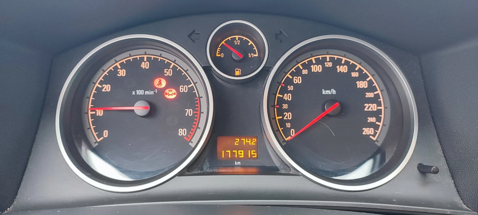 Opel Astra 1.6 - изображение 7
