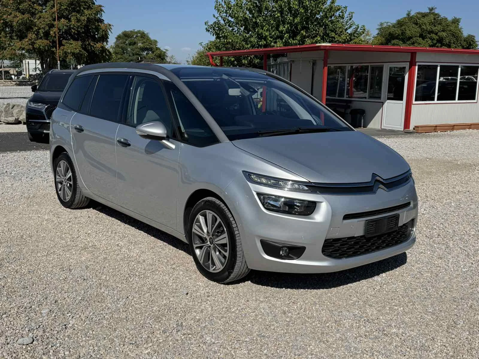 Citroen Grand C4 Picasso 1.6BlueHDI - изображение 3