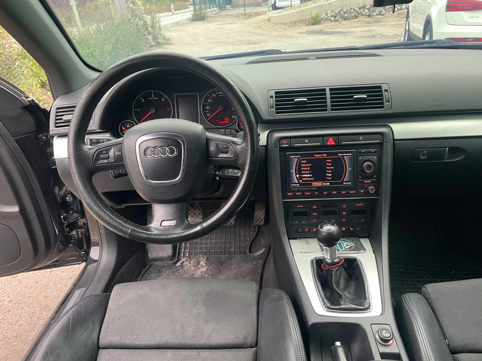 Audi A4 2.0 TDI Sline BPW | Mobile.bg — изображение 7