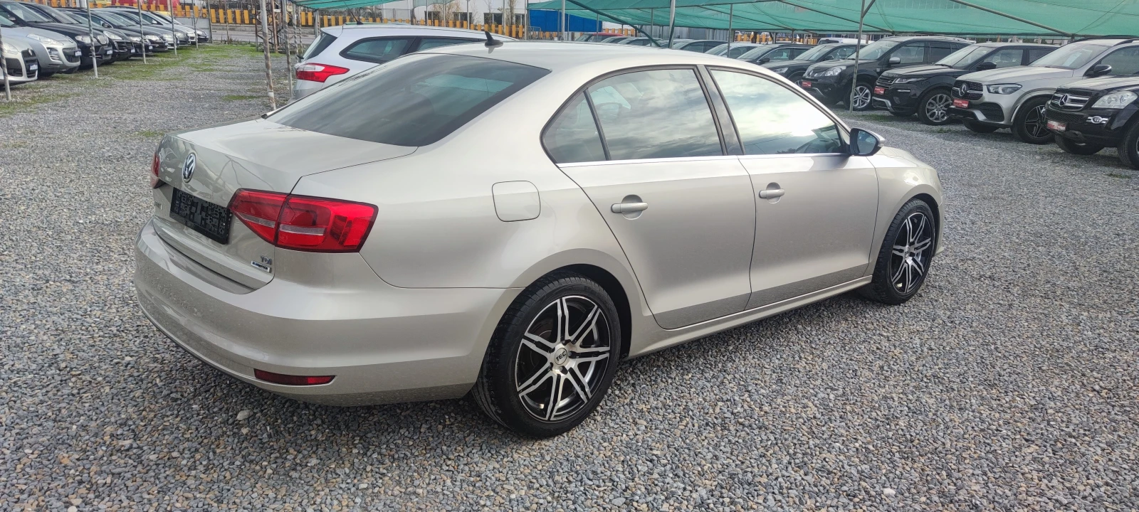 VW Jetta 2.0TDI - изображение 6