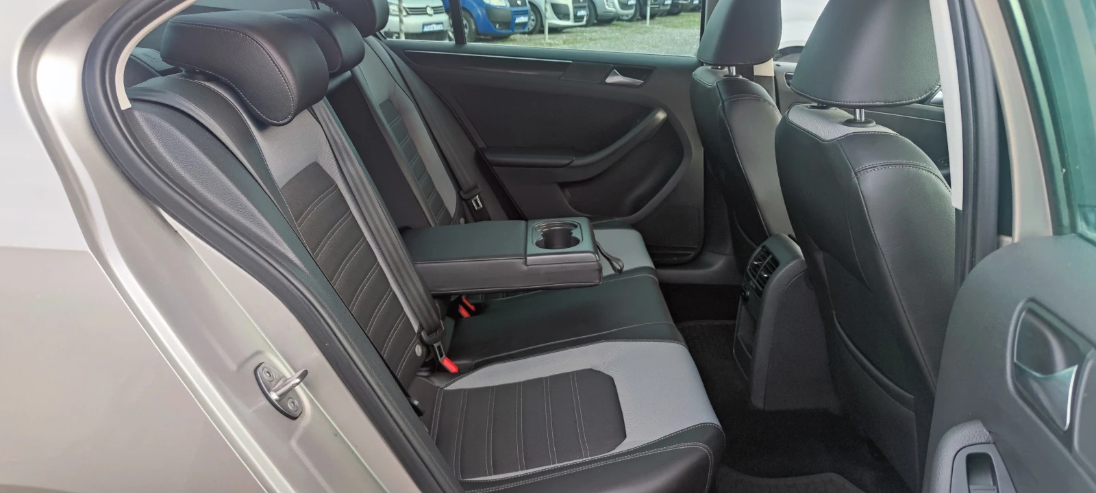 VW Jetta 2.0TDI - изображение 10