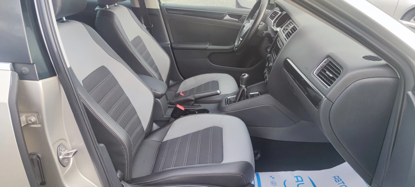 VW Jetta 2.0TDI - изображение 8