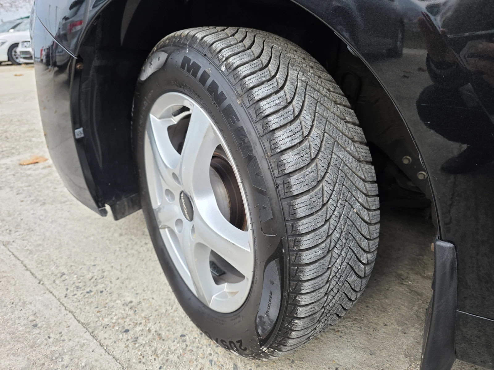 Toyota Verso 2.0 D4D FaceLift Handsfree ������� ���������� | Mobile.bg � ����������� 11