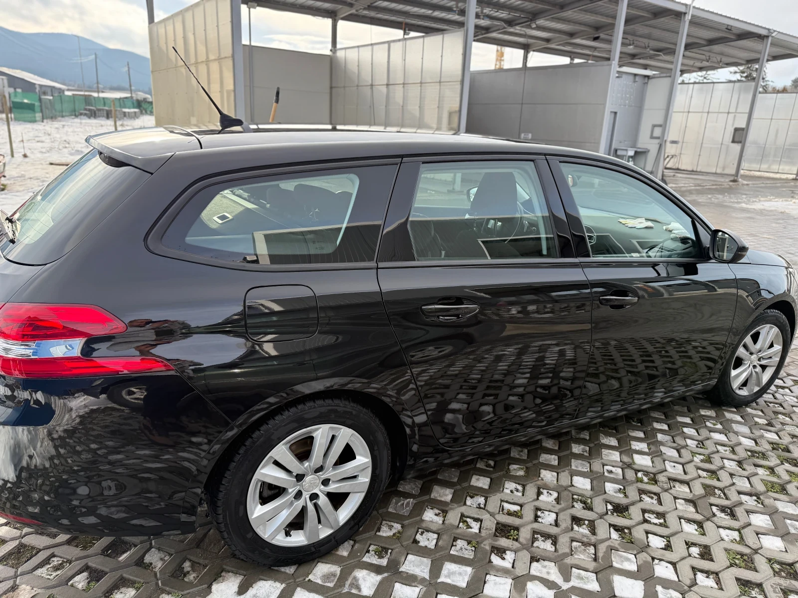 Peugeot 308 1.5 - изображение 7