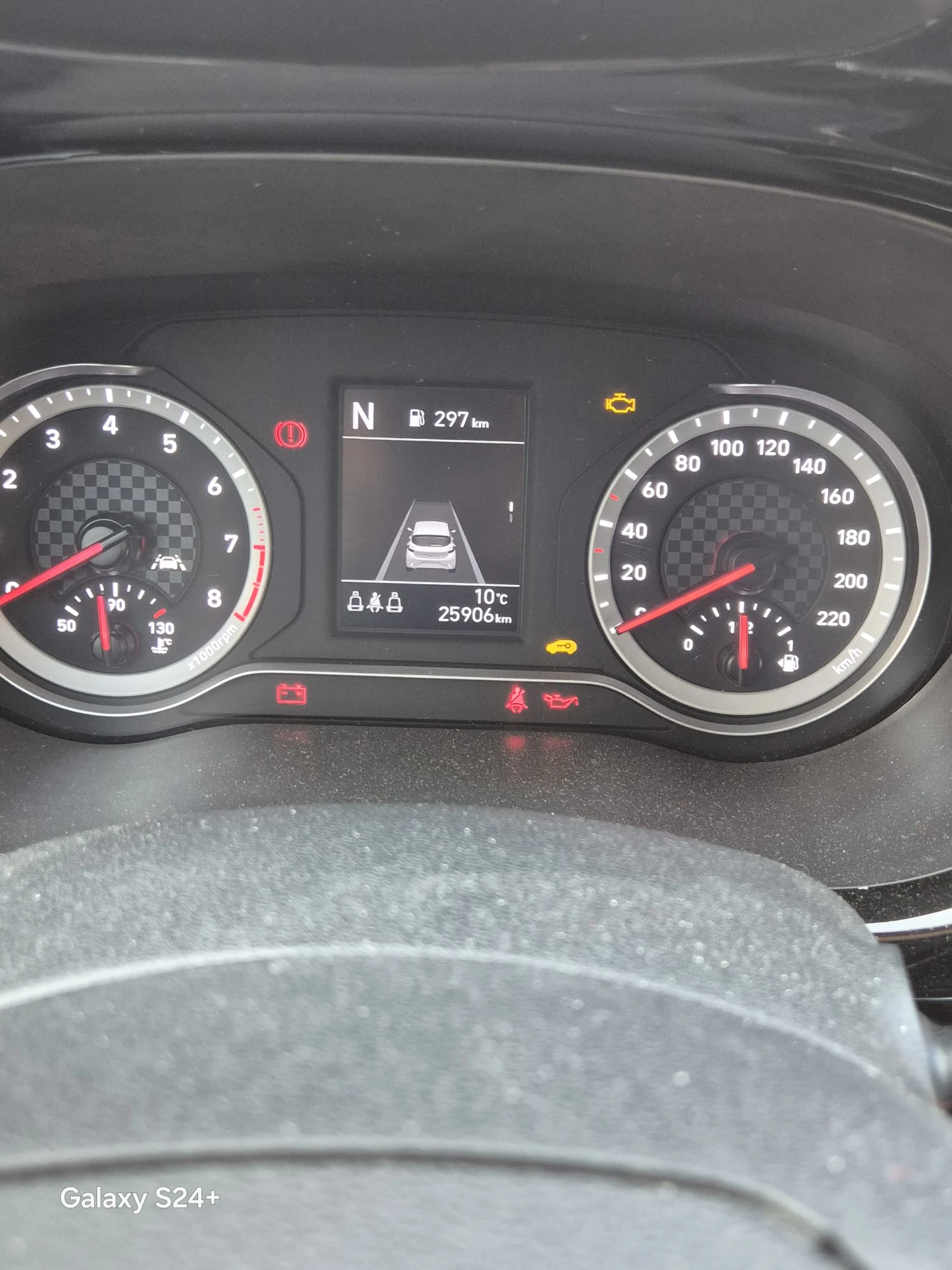 Hyundai I10, снимка 11 - Автомобили и джипове - 53838203