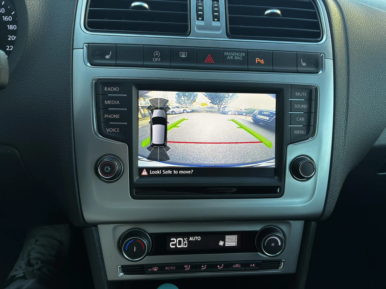 VW Polo CROSS, снимка 12 - Автомобили и джипове - 54100607