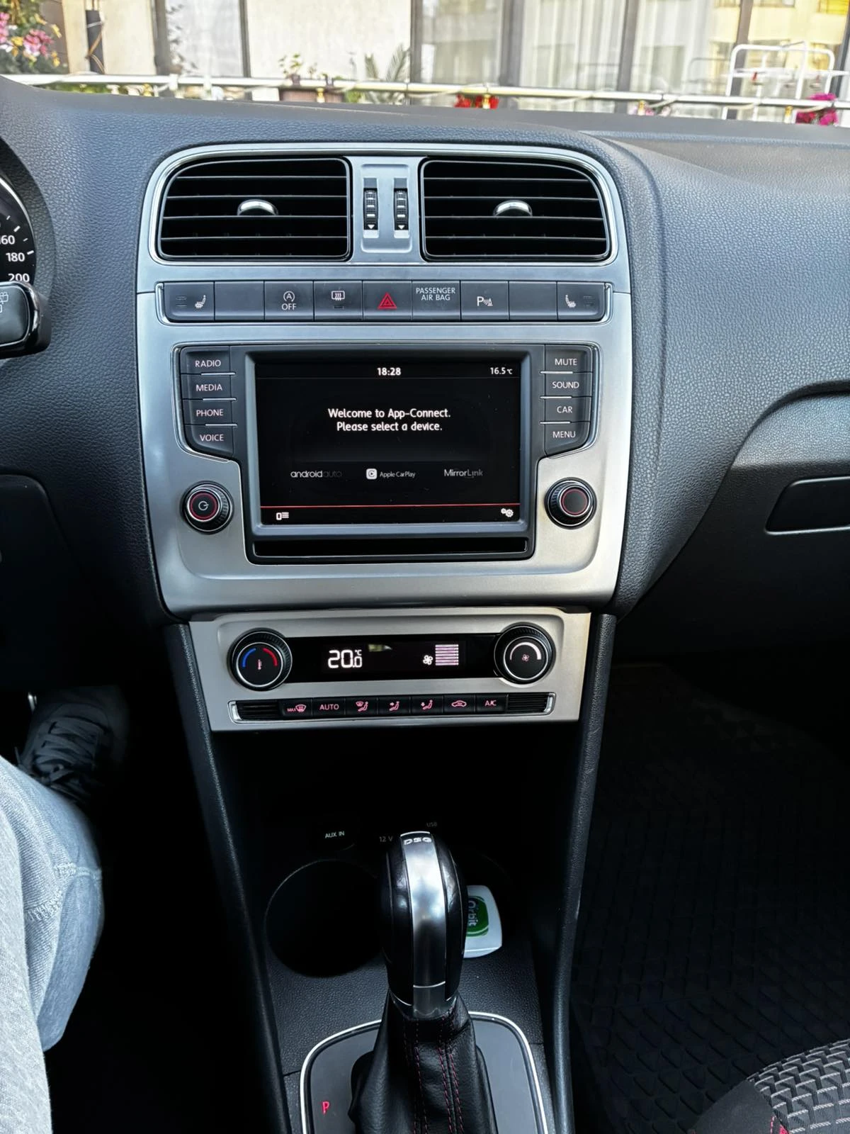 VW Polo CROSS, снимка 15 - Автомобили и джипове - 54100607