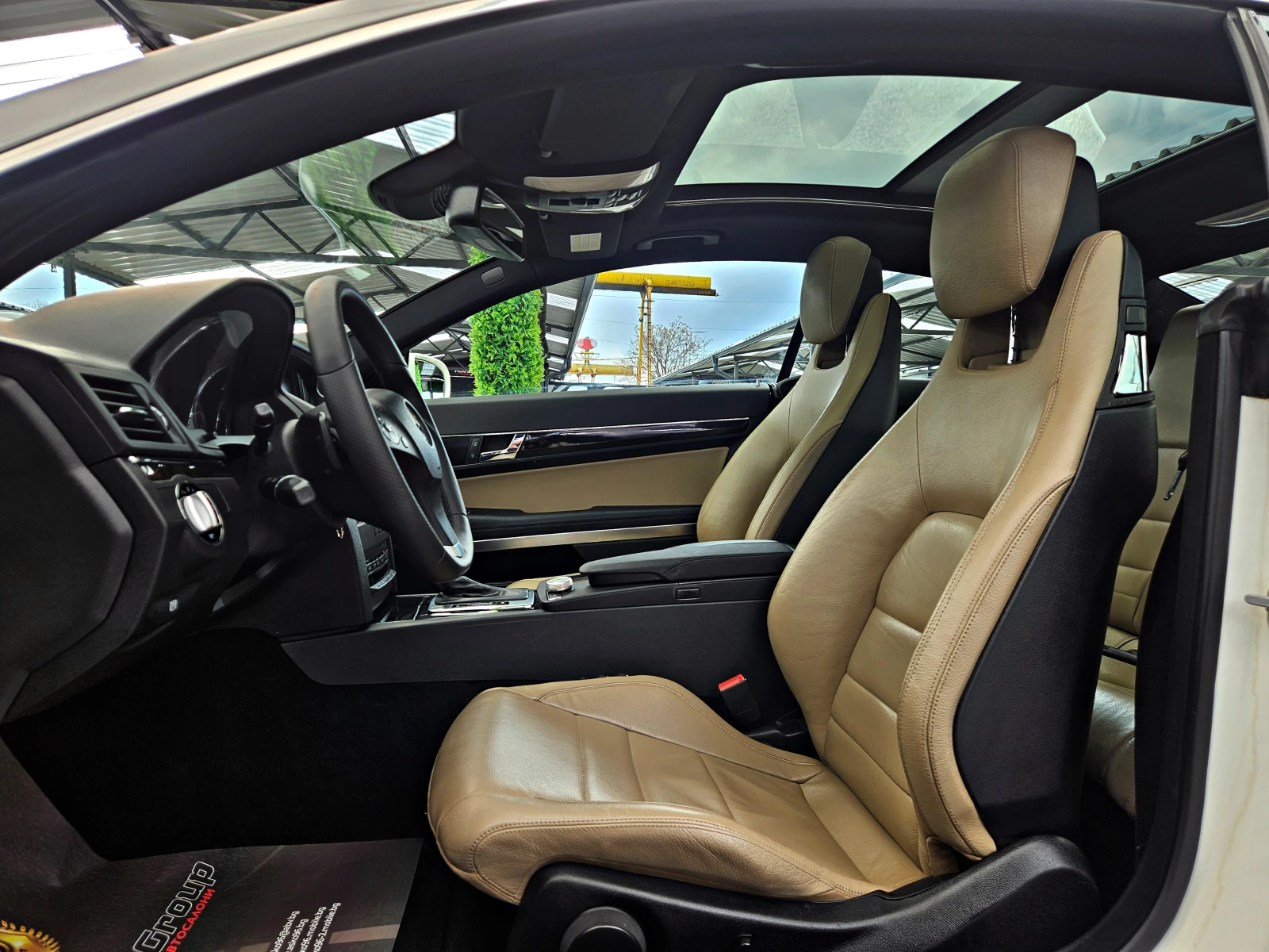 Mercedes-Benz E 350 AMG/COUPE/GERMANY/PANORAMA/7G-TRONIC/LIZING, снимка 15 - Автомобили и джипове - 54149371