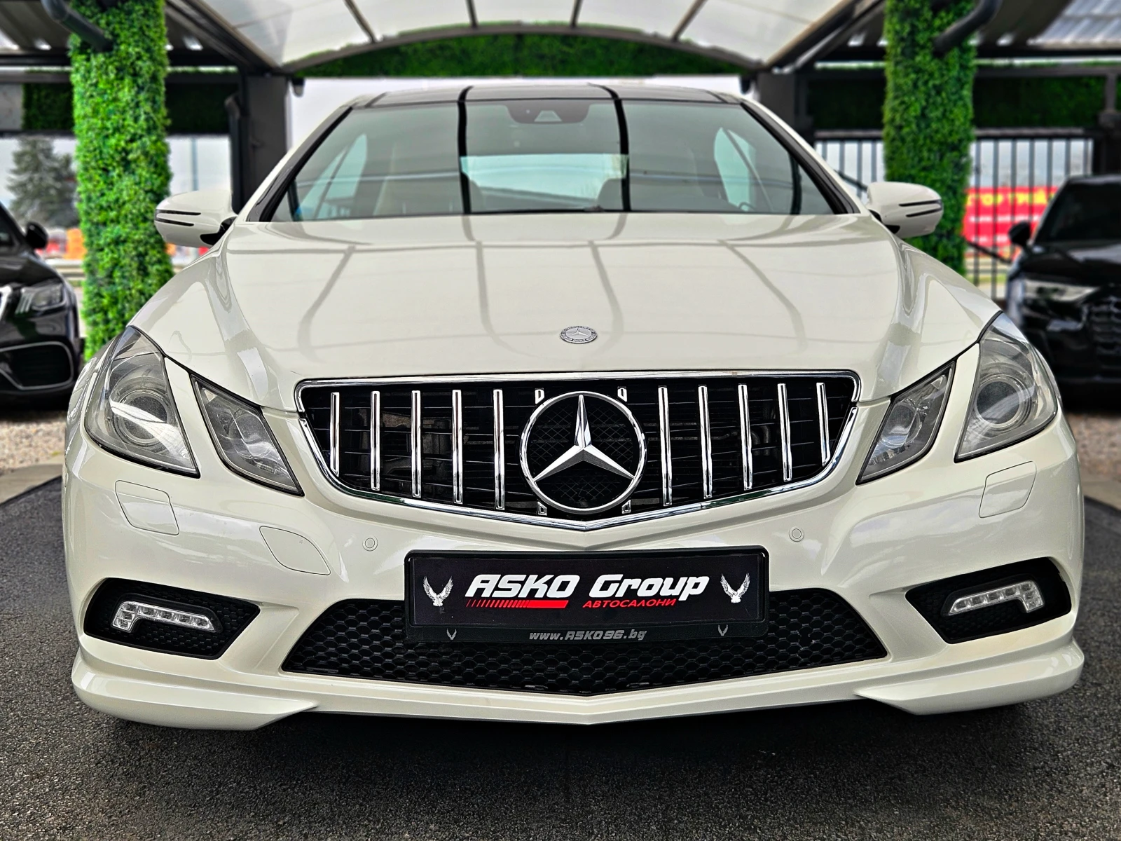 Mercedes-Benz E 350 AMG/COUPE/GERMANY/PANORAMA/7G-TRONIC/LIZING, снимка 2 - Автомобили и джипове - 54149371