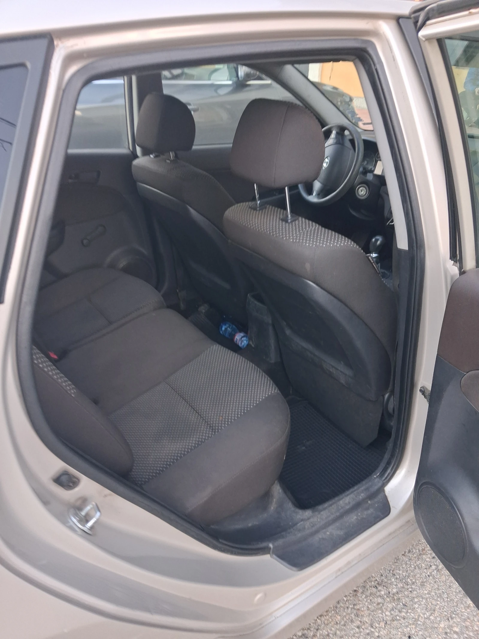 Hyundai I30 1.4 I LPG, снимка 7 - Автомобили и джипове - 54238917