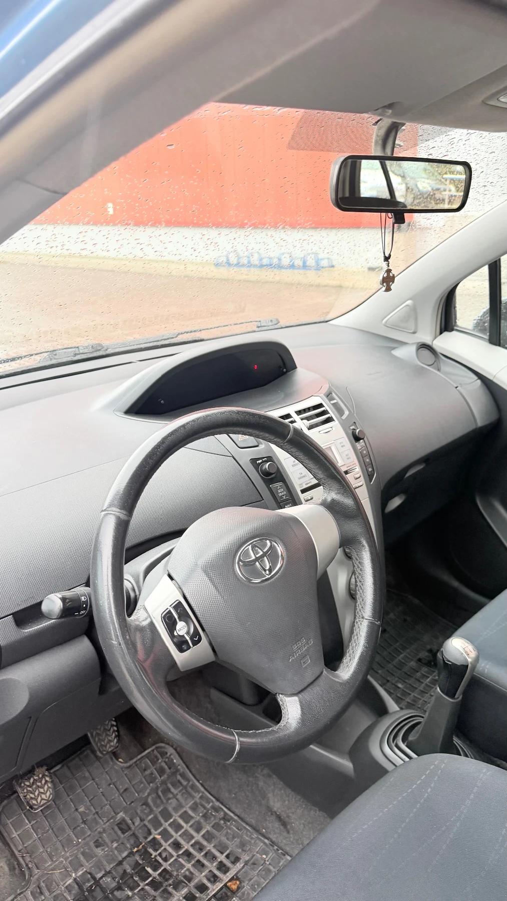 Toyota Yaris 1.4 Diesel D4D, снимка 4 - Автомобили и джипове - 54331664