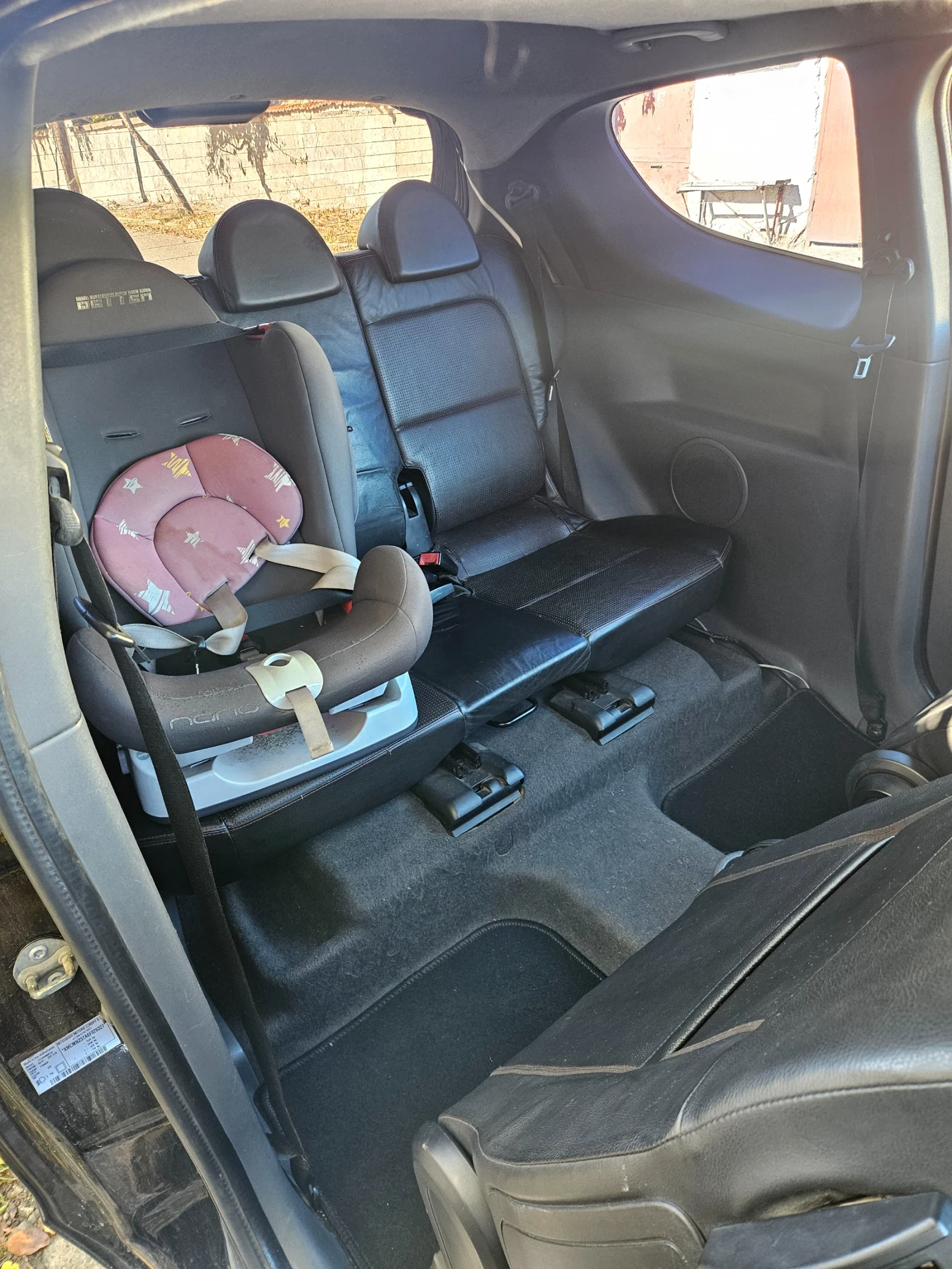Mitsubishi Colt 1.5 T, снимка 9 - Автомобили и джипове - 54388399