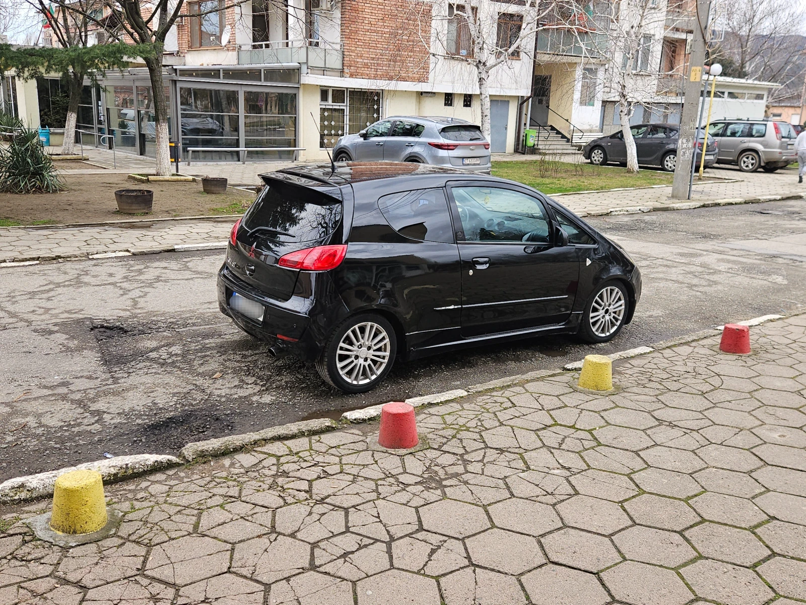 Mitsubishi Colt 1.5 T, снимка 2 - Автомобили и джипове - 54388399