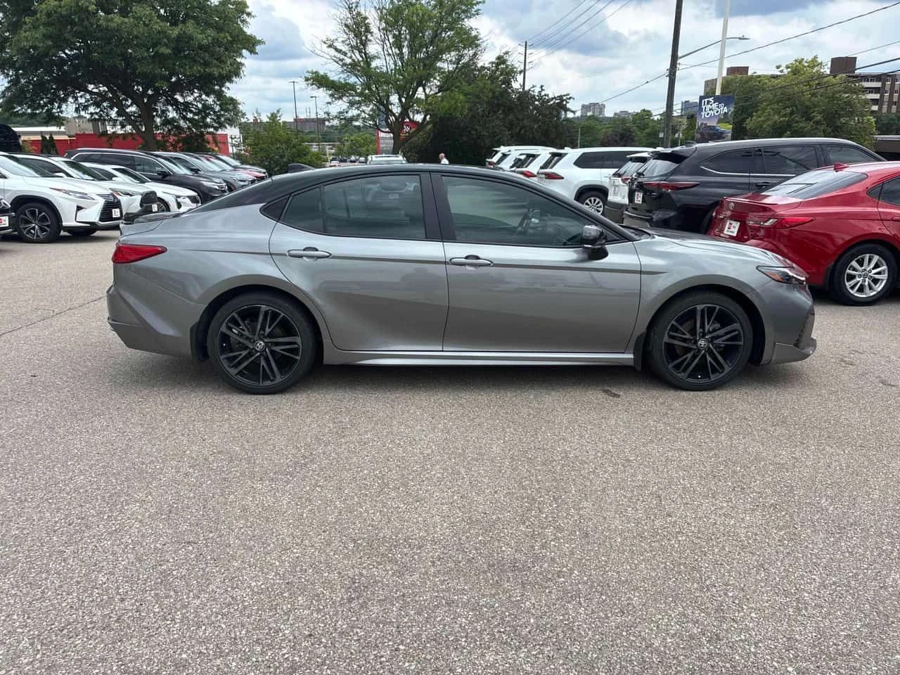 Toyota Camry * CVT AWD * АВТОКРЕДИТ БЕЗ ПЪРВОНАЧАЛНА ВНОСКА* , снимка 3 - Автомобили и джипове - 54953326