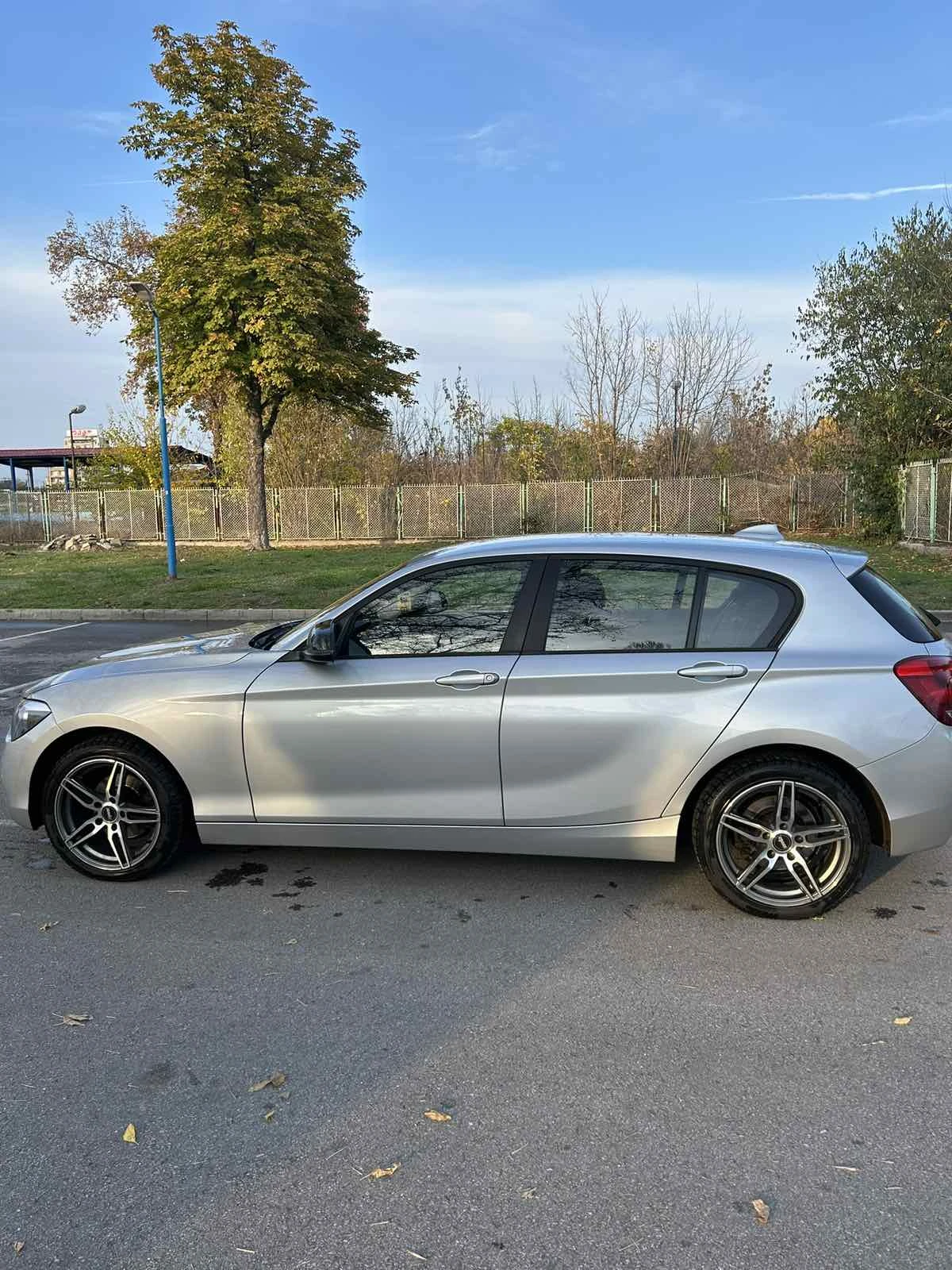 BMW 118 118d CARPLAY M-Пакет, снимка 4 - Автомобили и джипове - 55117901