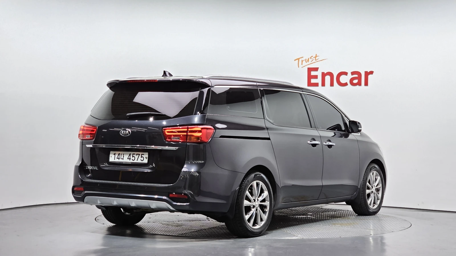 Kia Carnival ������� �����* ������ ���� | Mobile.bg � ����������� 2