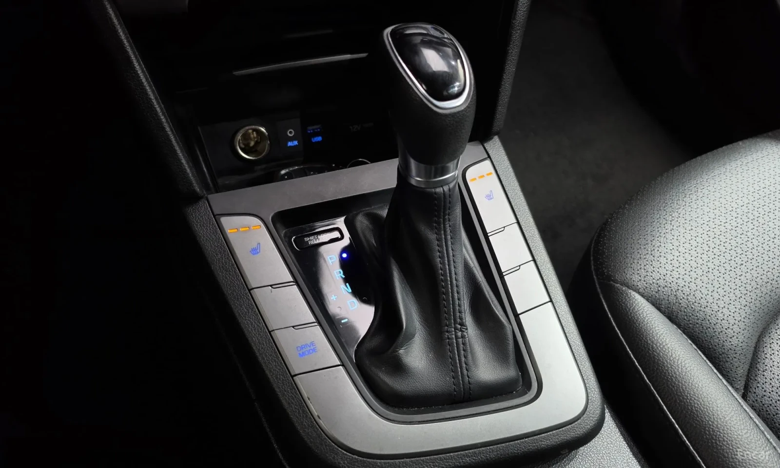 Hyundai Elantra Подгрев\Start Stop\Реални километри, снимка 9 - Автомобили и джипове - 56295682